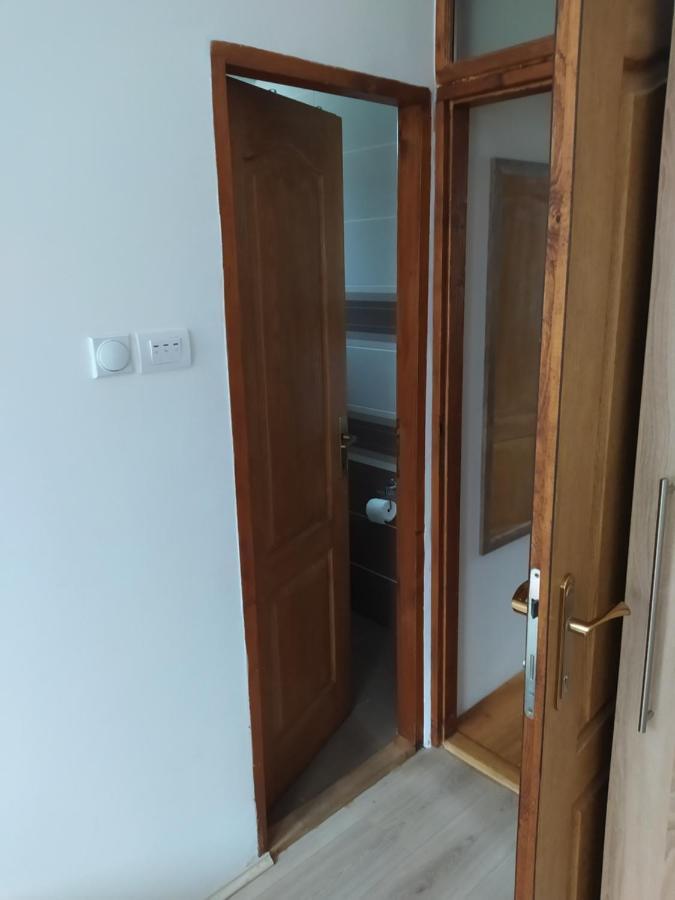 Vila Zubor Crni Vrh ภายนอก รูปภาพ