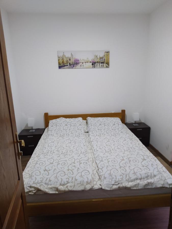 Vila Zubor Crni Vrh ภายนอก รูปภาพ