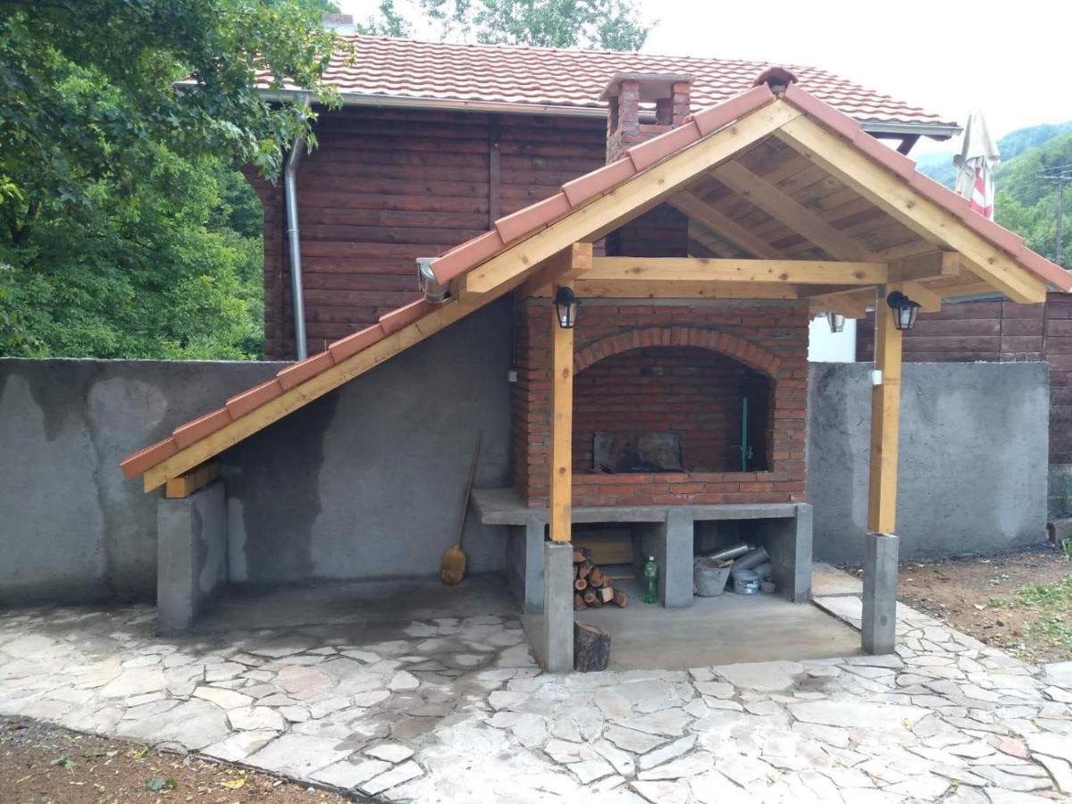 Vila Zubor Crni Vrh ภายนอก รูปภาพ