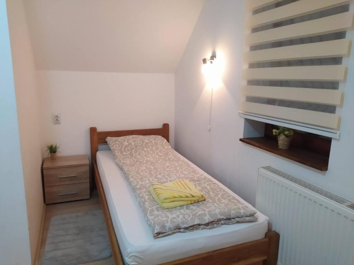 Vila Zubor Crni Vrh ภายนอก รูปภาพ